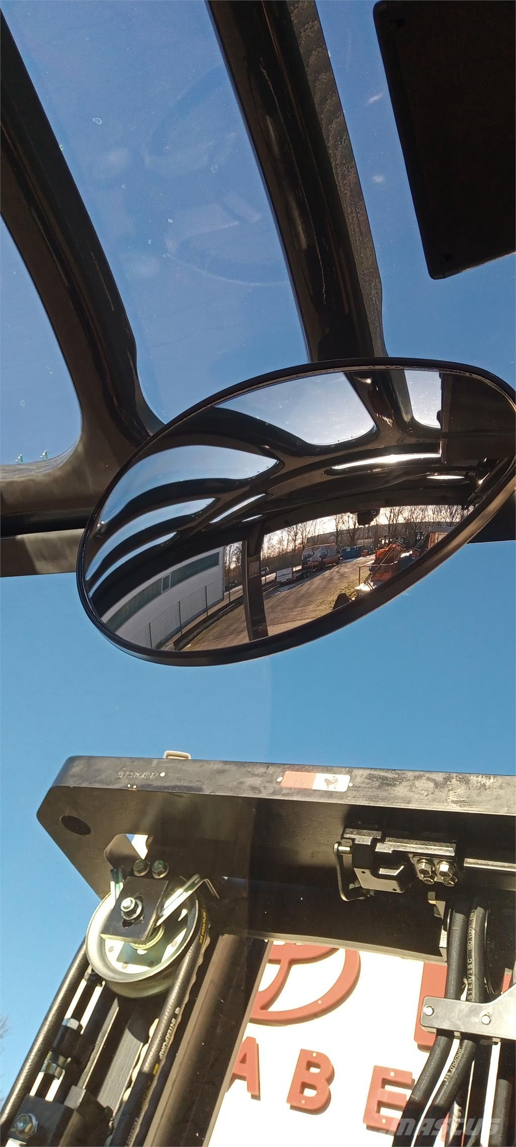 Toyota 02-8FGF30 Gas Stapler