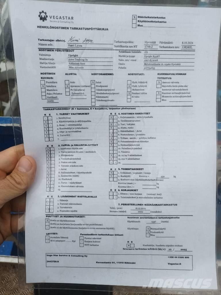 UpRight X33RT Scheren-Arbeitsbühnen