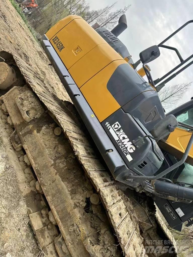 XCMG XE 245 DK Raupenbagger