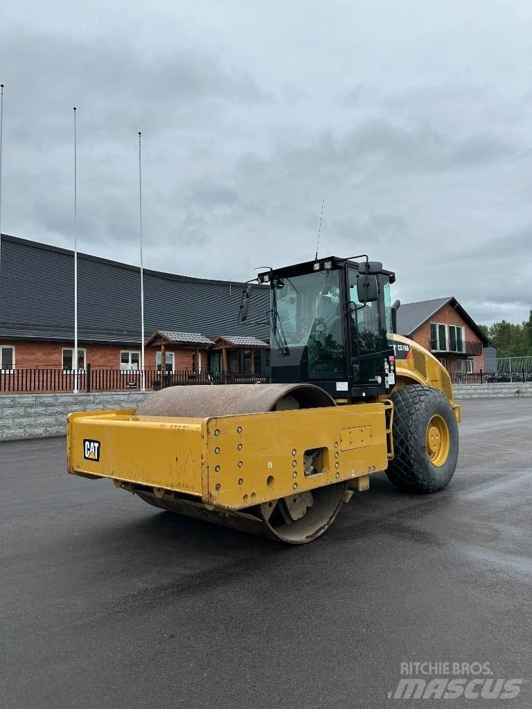 CAT CS 76 B Tandemwalzen