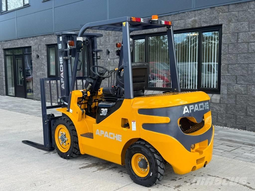 Apache HH307 Diesel Stapler