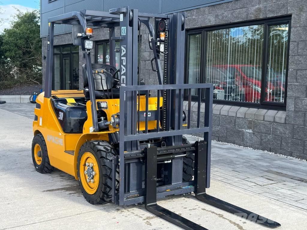 Apache HH307 Diesel Stapler