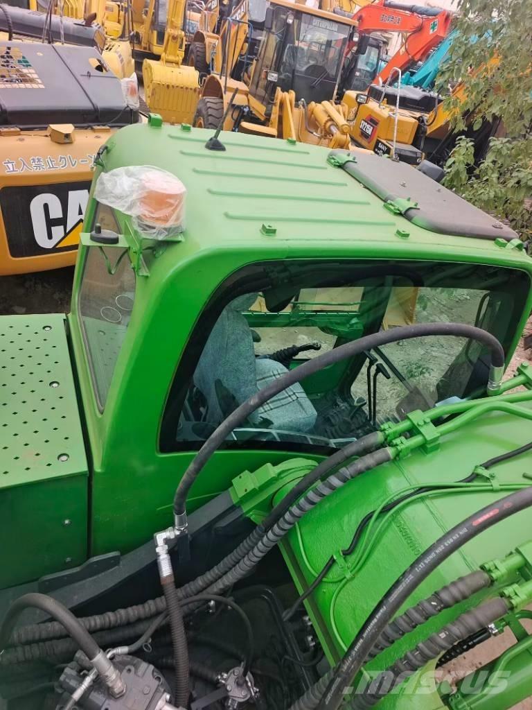 Hyundai R 305 LC-9T Raupenbagger