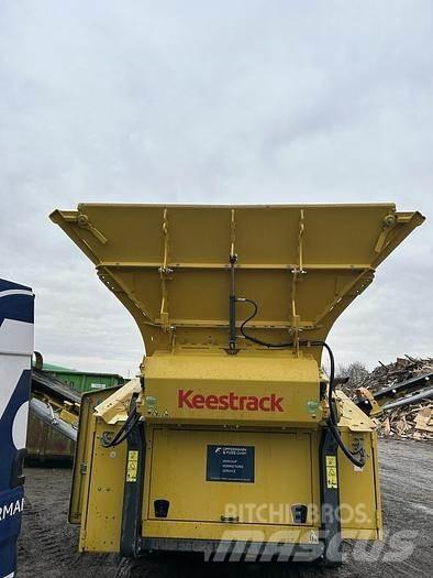 Keestrack K4 Sieb- und Brechanlagen