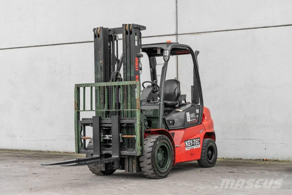 Manitou MI 35 D Diesel Stapler