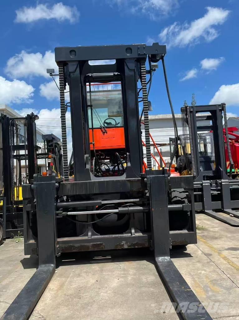 Heli CPCD 25 Diesel Stapler