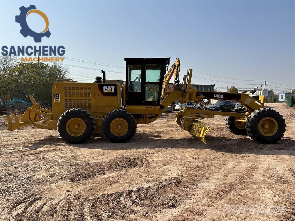 CAT 140H Grader
