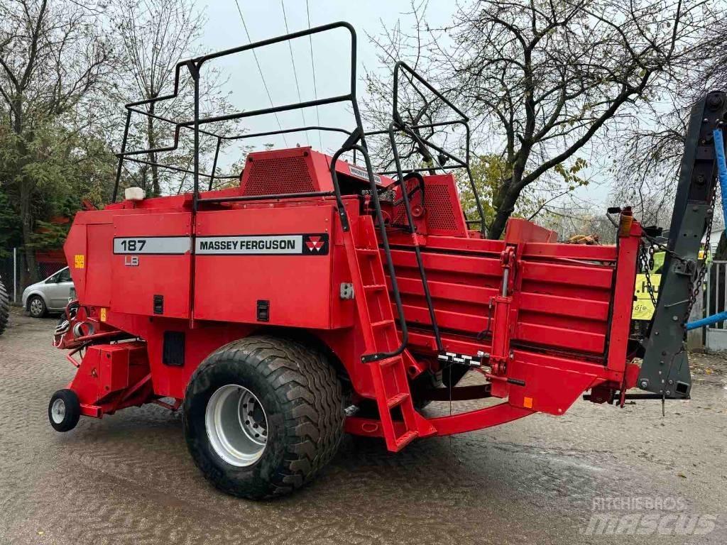 Massey Ferguson 187 Quaderpressen