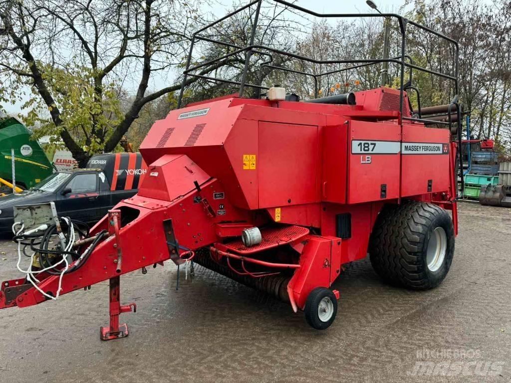 Massey Ferguson 187 Quaderpressen
