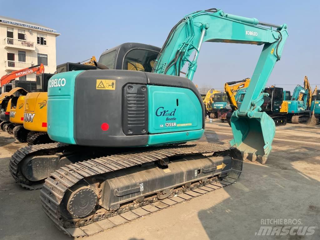 Kobelco 135 SRLC Raupenbagger