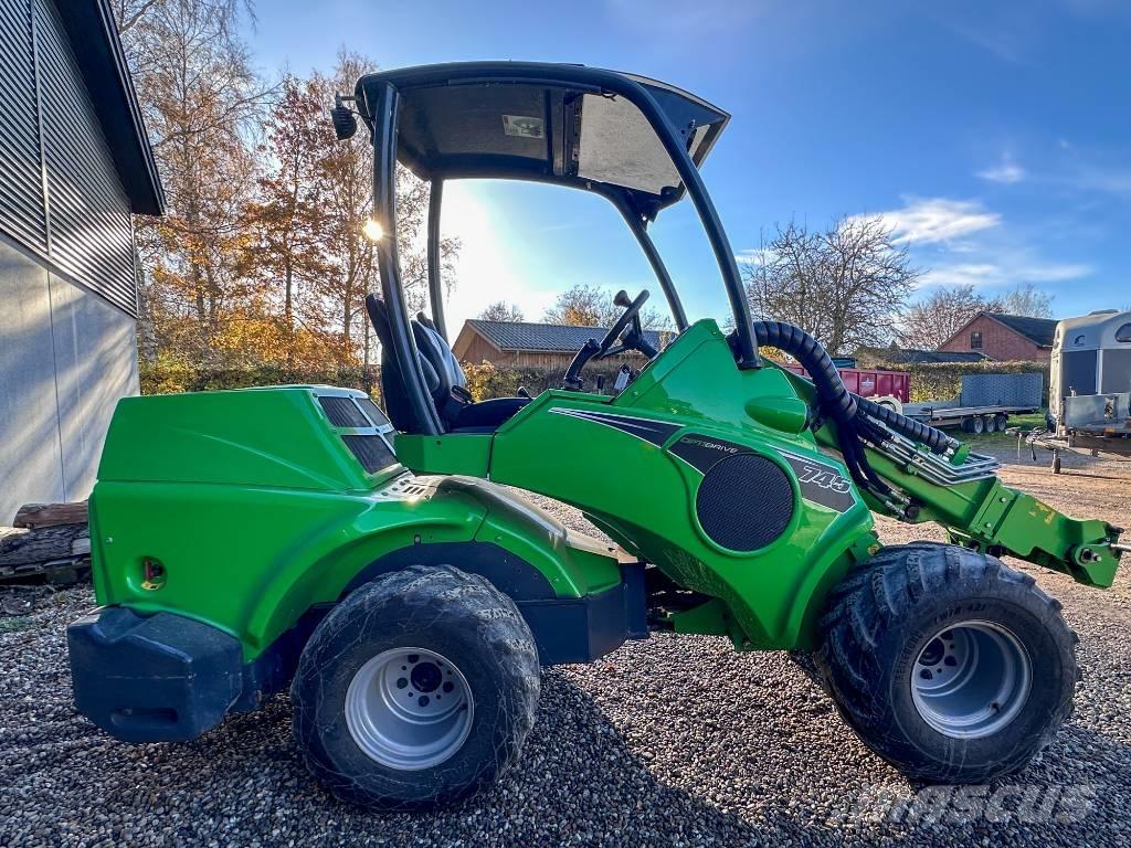 Avant 745 Multifunktionslader