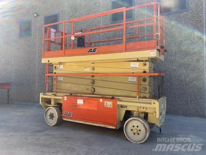 JLG Liftlux 180-12 Scheren-Arbeitsbühnen