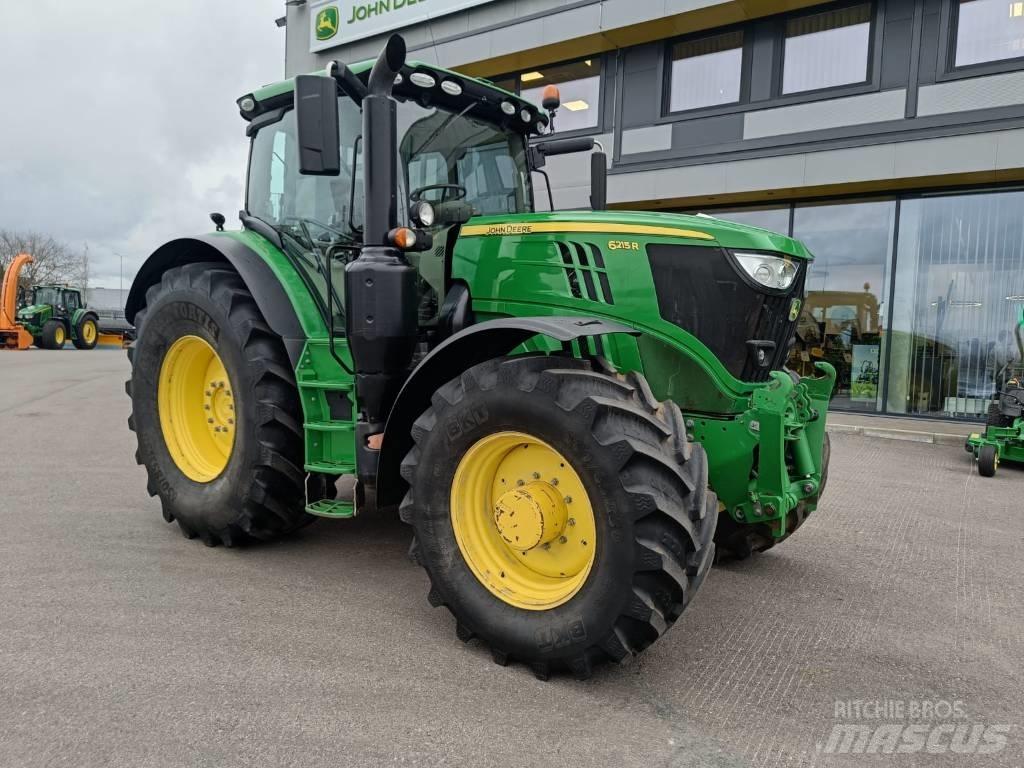 John Deere 6215 R Traktoren