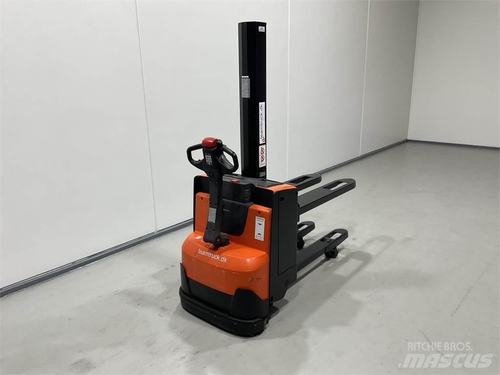 BT SWE080L Selbstfahrstapler