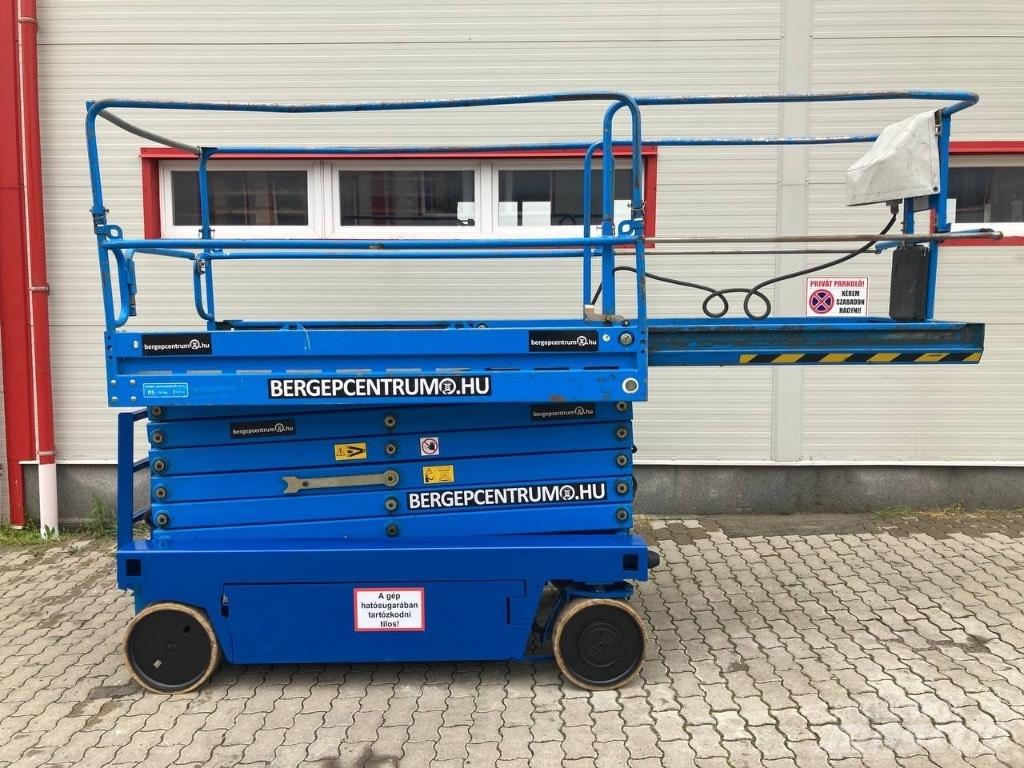 Iteco IT 12122 Scheren-Arbeitsbühnen