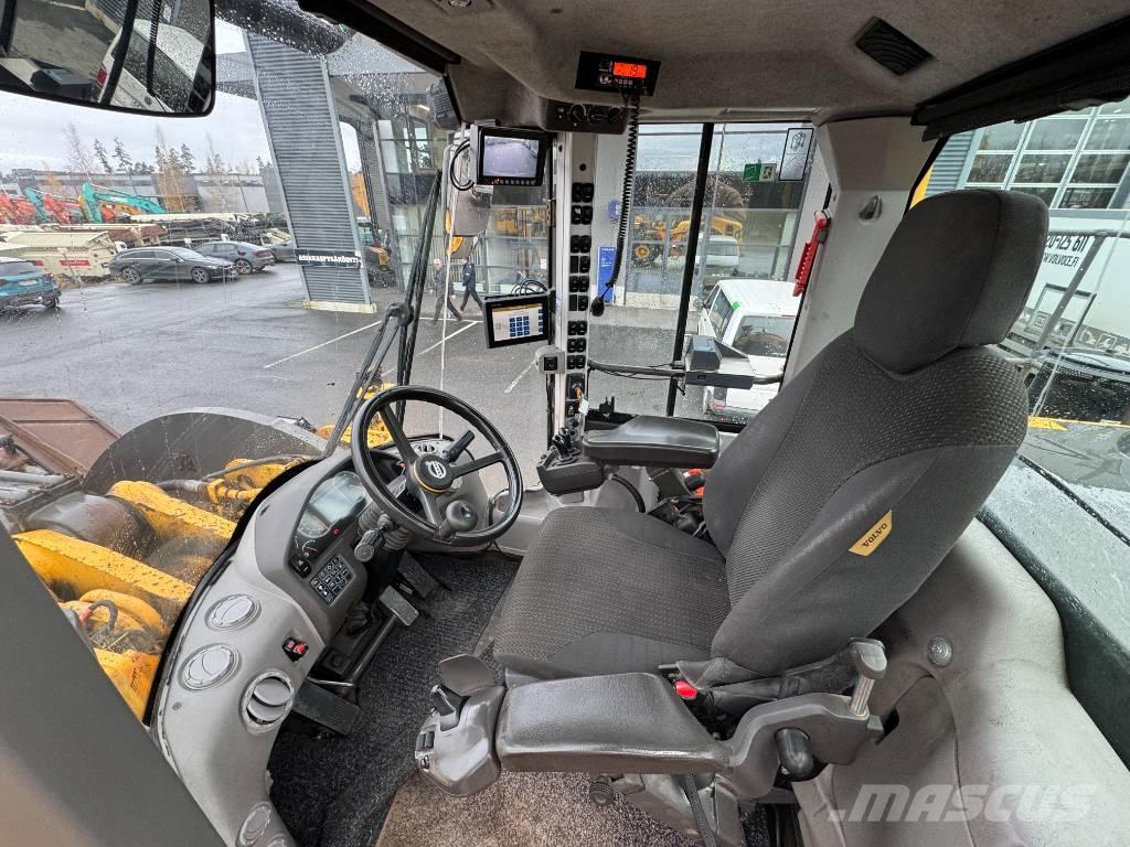 Volvo L 250 H Radlader