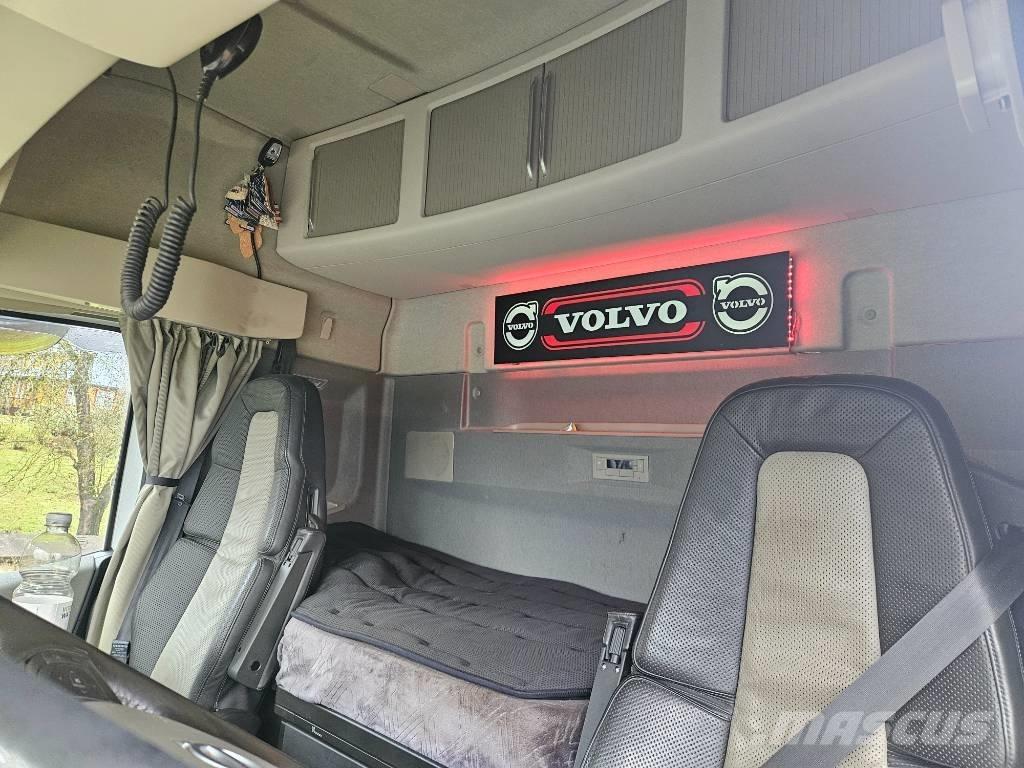 Volvo FH 13 500 Holzfahrzeuge