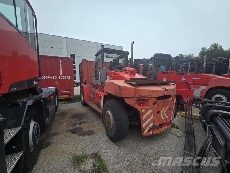 Kalmar DCE120-12 Diesel Stapler