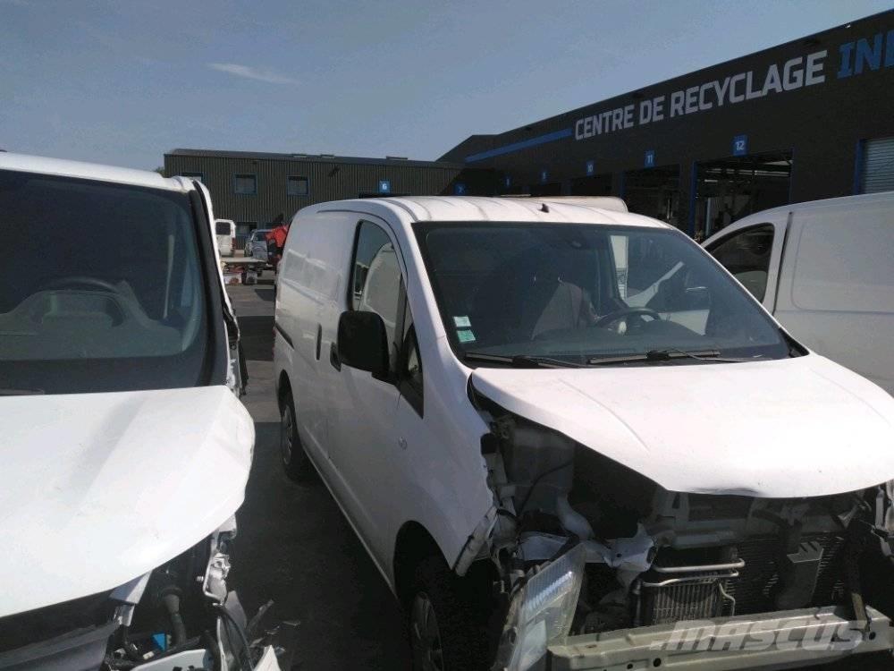 Nissan NV 200 Lieferwagen
