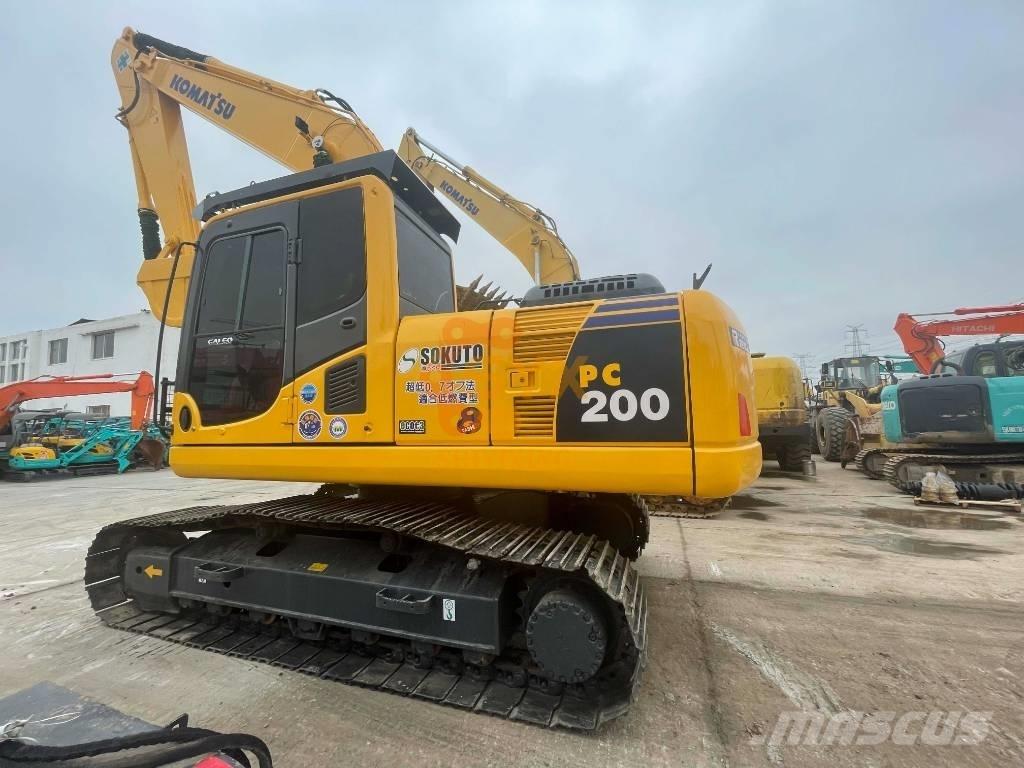 Komatsu PC 200-8 Raupenbagger