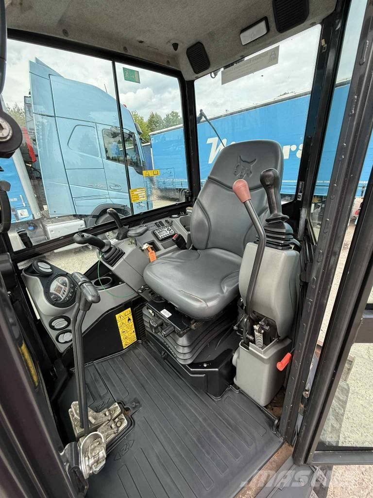 Bobcat E 27z Minibagger < 7t