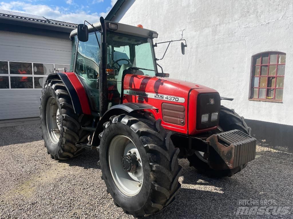 Massey Ferguson 4370 Traktoren