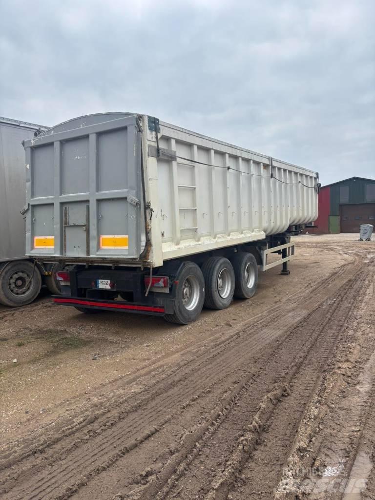SDC Trailers LTD Curtainsiderauflieger