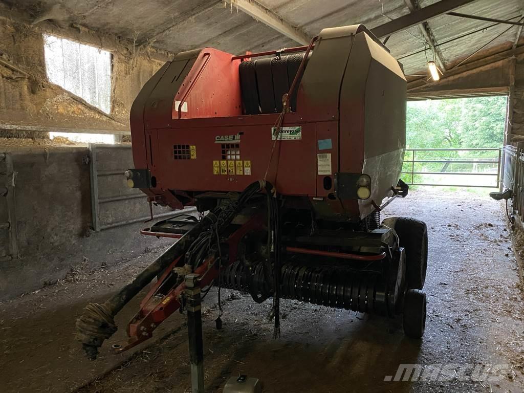Case IH RBX 452 Rundballenpressen