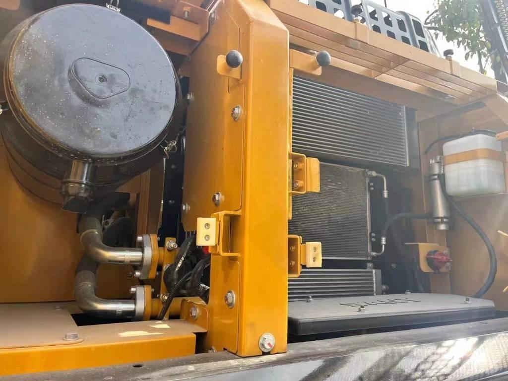 Sany SY 245 H Raupenbagger