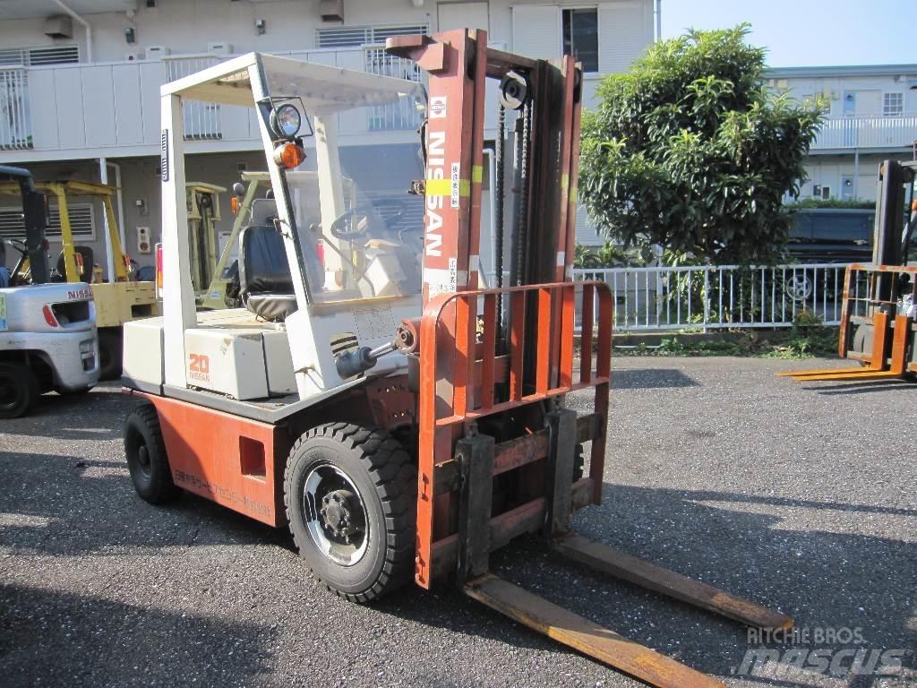 Nissan PH02A20 Andere Gabelstapler