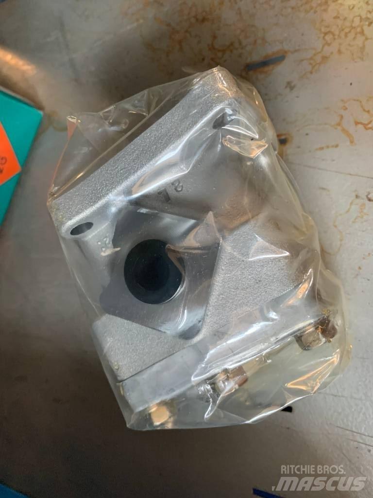 Kramer Pumpe Z600 Radlader