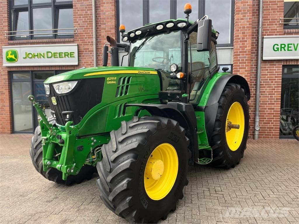 John Deere 6215R Traktoren