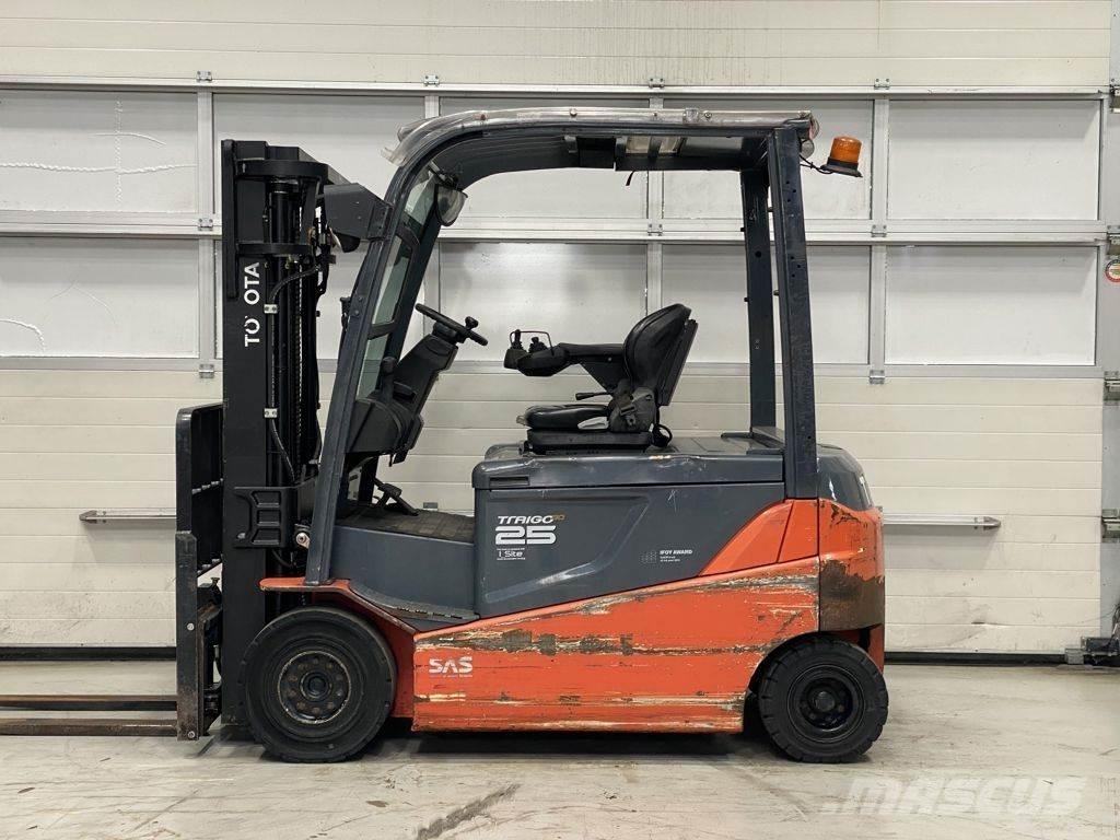 Toyota 8FBMT25 Elektro Stapler