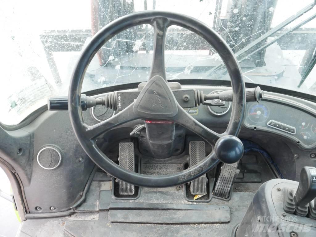 Hyundai 50 D-9 Diesel Stapler