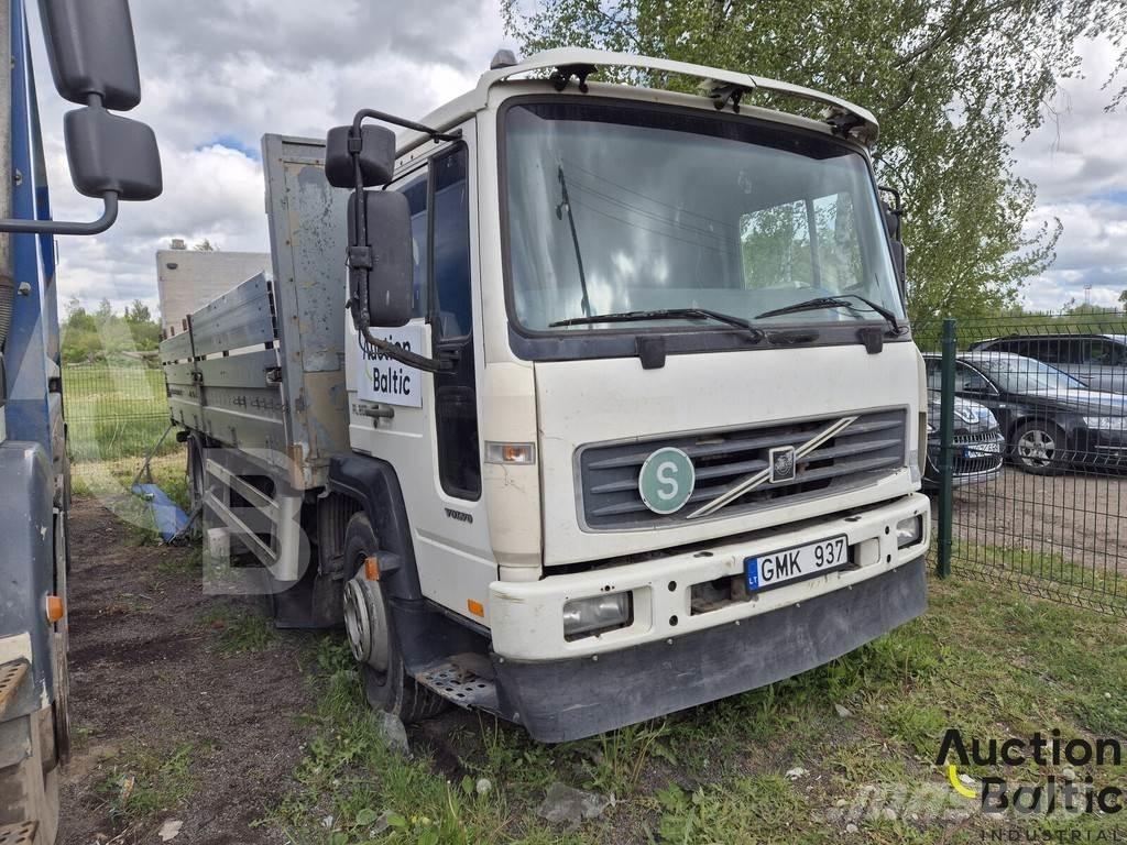 Volvo FL6 Pritschenwagen/Pritschenwagen mit Seitenklappe