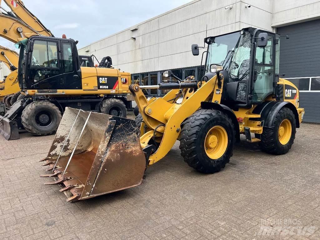CAT 908M Radlader