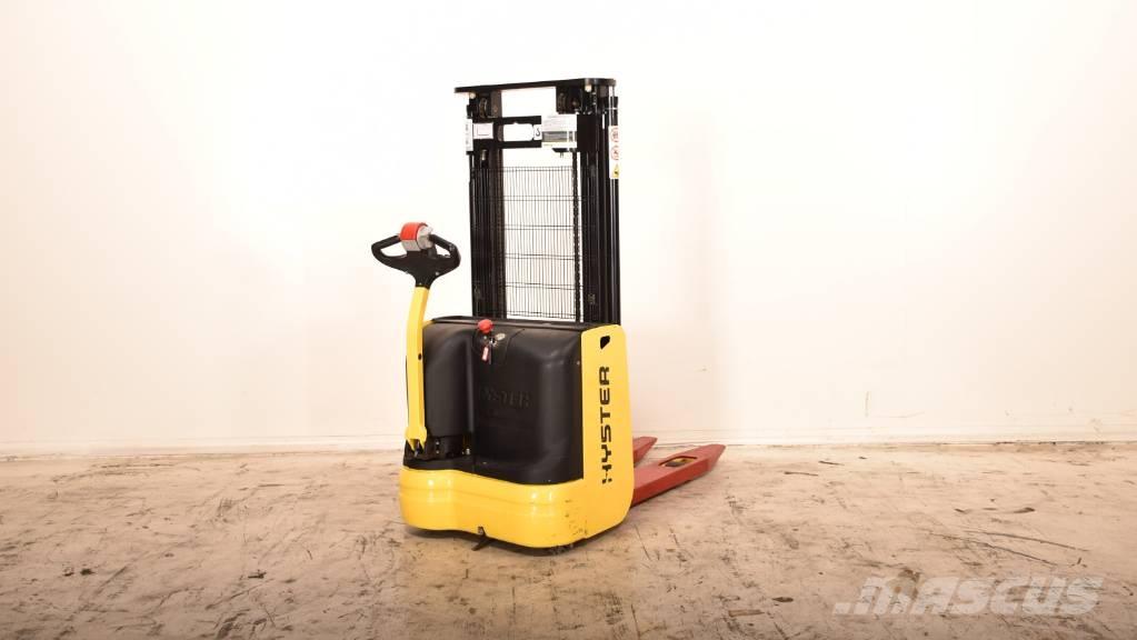 Hyster S1.0-24 Deichselstapler