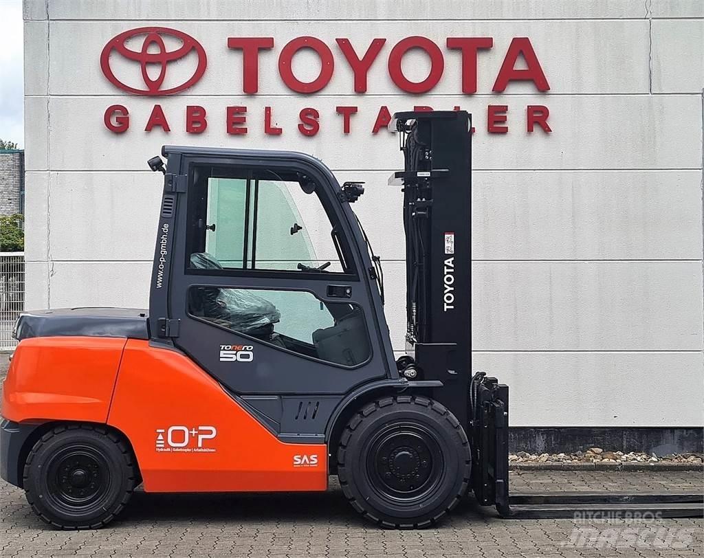 Toyota 40-8FD50N Diesel Stapler
