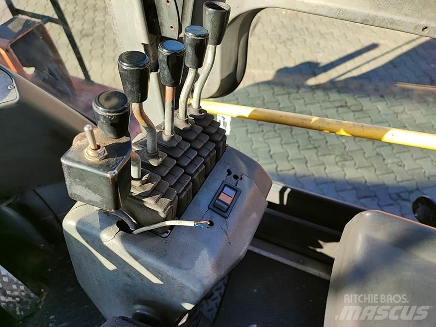 Kalmar DCE 150-12 Diesel Stapler