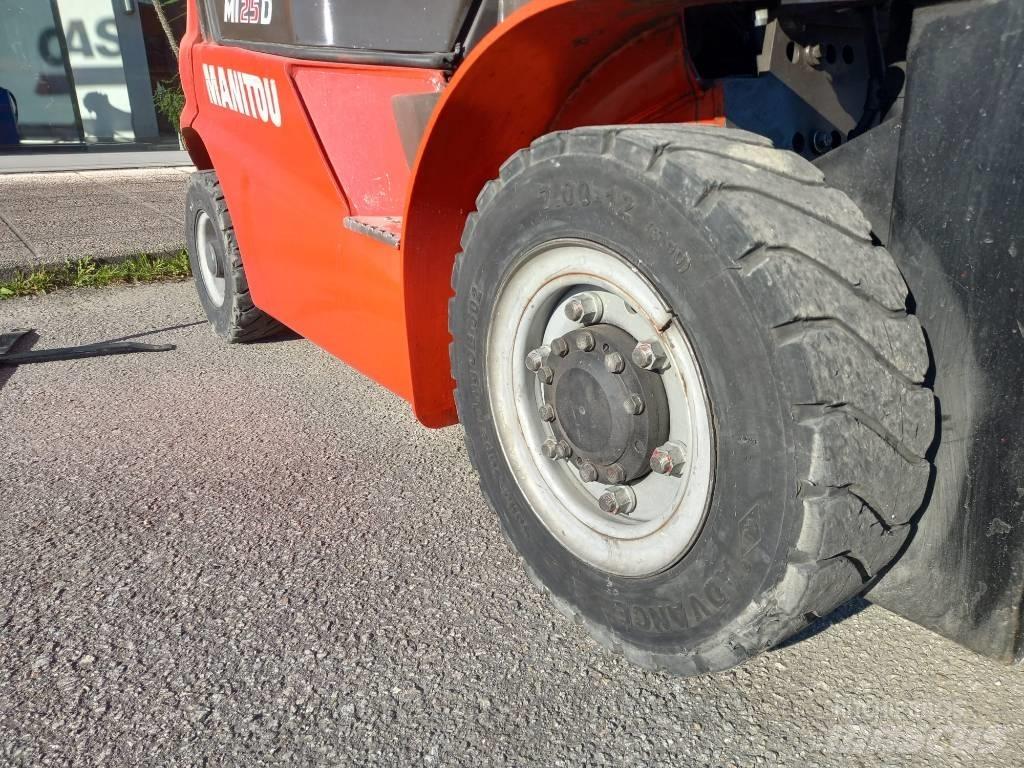 Manitou MI 25 Diesel Stapler