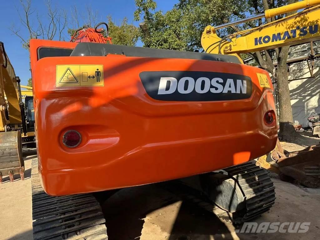 Doosan DX225LC-9C Raupenbagger