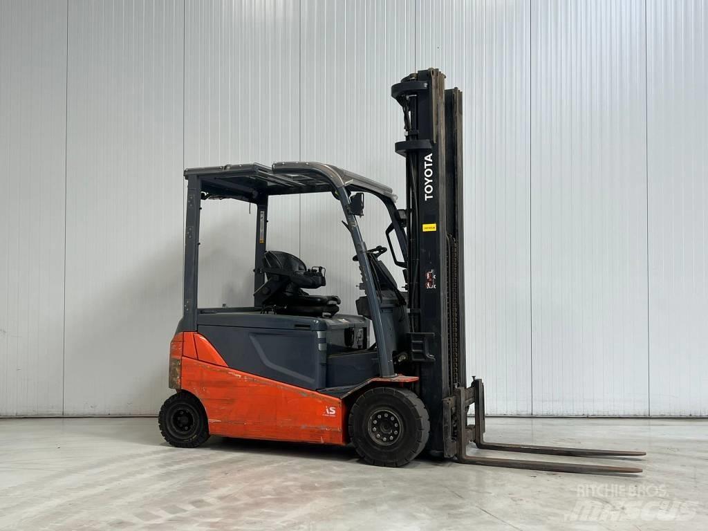 Toyota 8FBMT25 Elektro Stapler