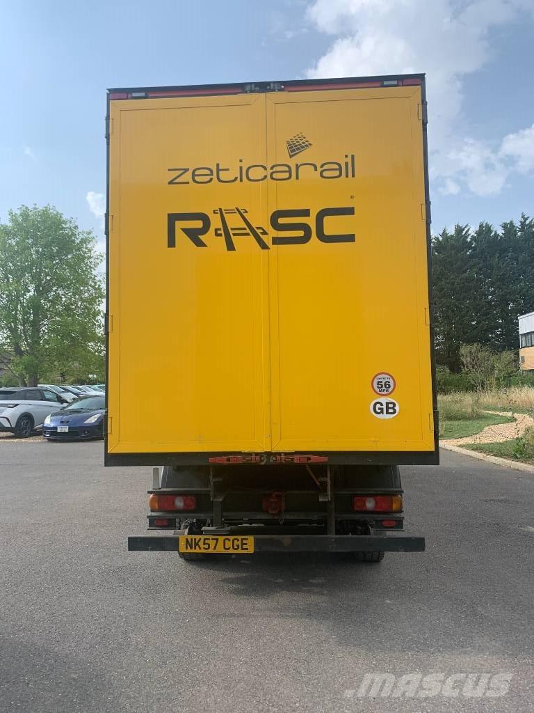 Mitsubishi Canter Schienen Wartung