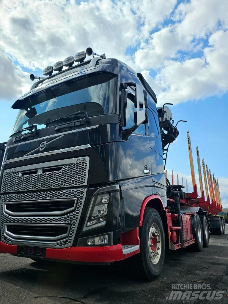 Volvo FH 16 Holzfahrzeuge