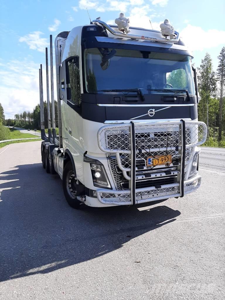 Volvo FH 16 Holzfahrzeuge