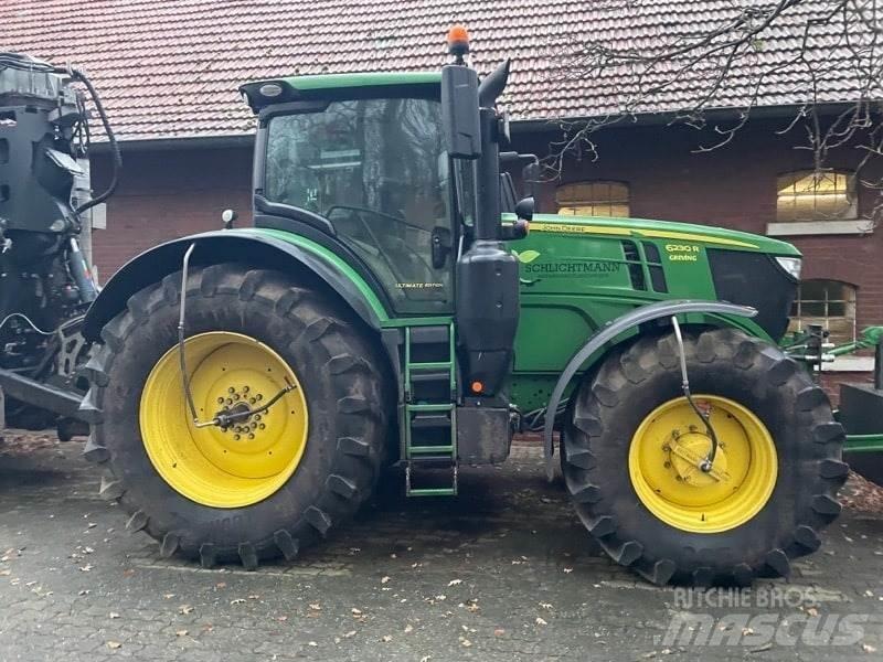 John Deere 6230R Traktoren