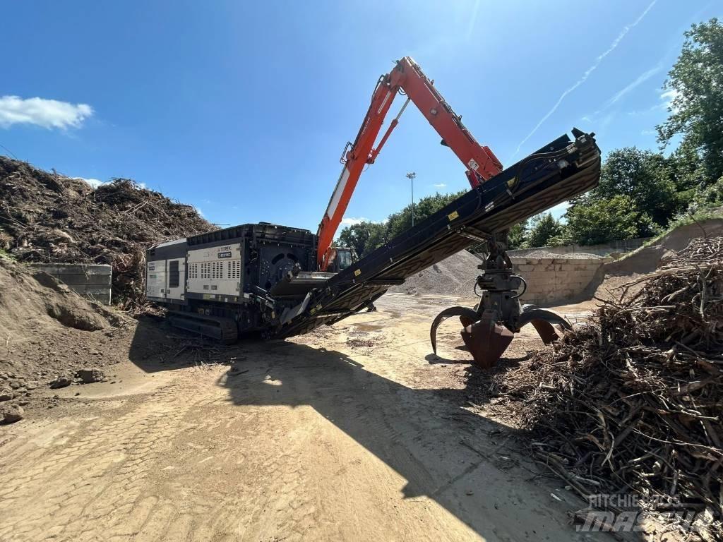 Terex TSS390T Schredder