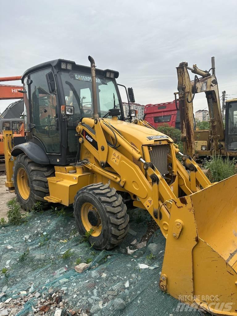 CAT 420 F Baggerlader