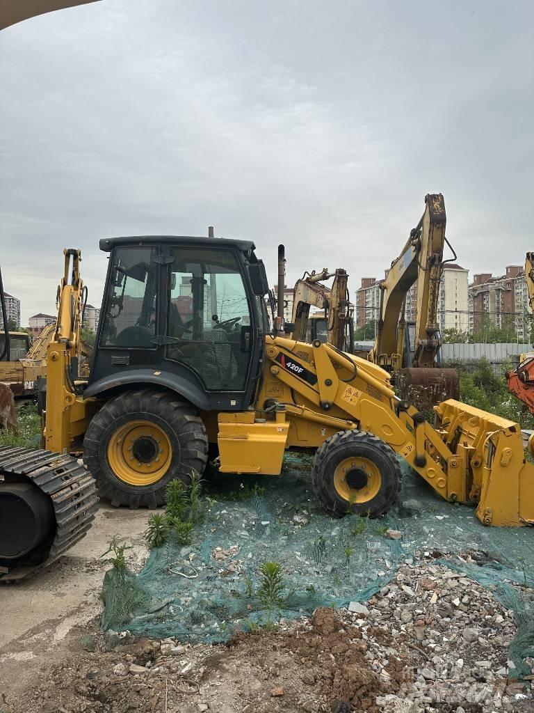CAT 420 F Baggerlader