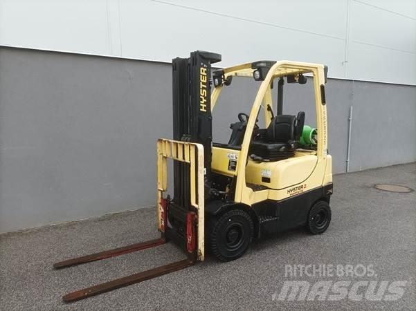 Hyster H2.0FTS Gas Stapler